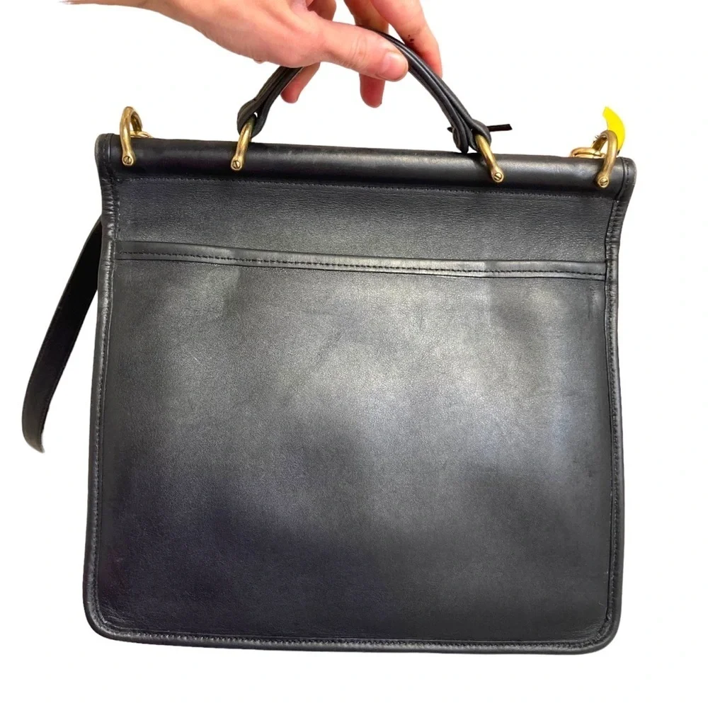 Coach vintage black leather Willis bag